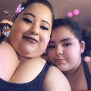 Meet your Posher, Lea